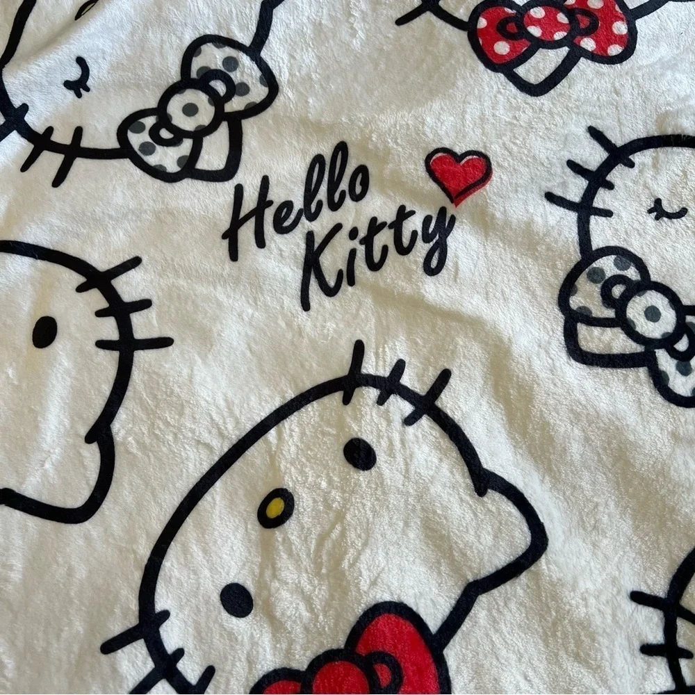 New Sanrio Hello Kitty Bows & Winks White Red Sherpa Throw Fleece Blanket